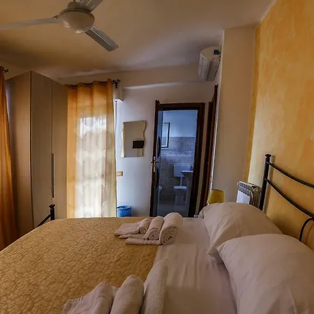 Sole & Luna Bed & Breakfast Formia